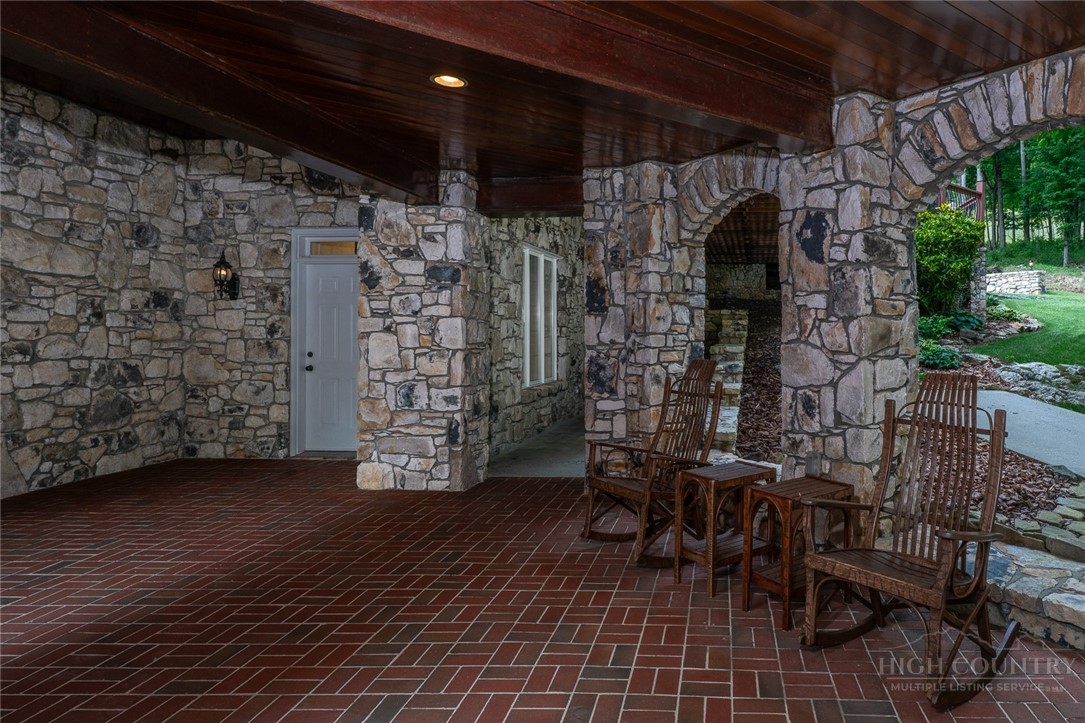 5712 Summit Road Purlear, NC 28665 - Photo 47 of 50