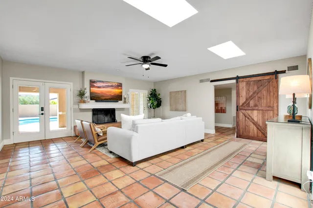 $8,200 | 11222 North Miller Road, Scottsdale, AZ 85260