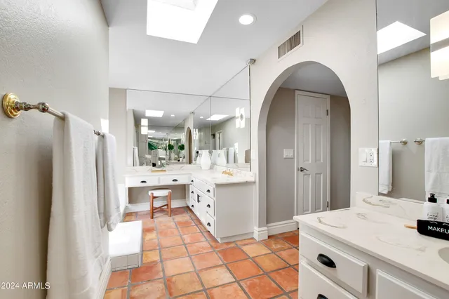 $8,200 | 11222 North Miller Road, Scottsdale, AZ 85260