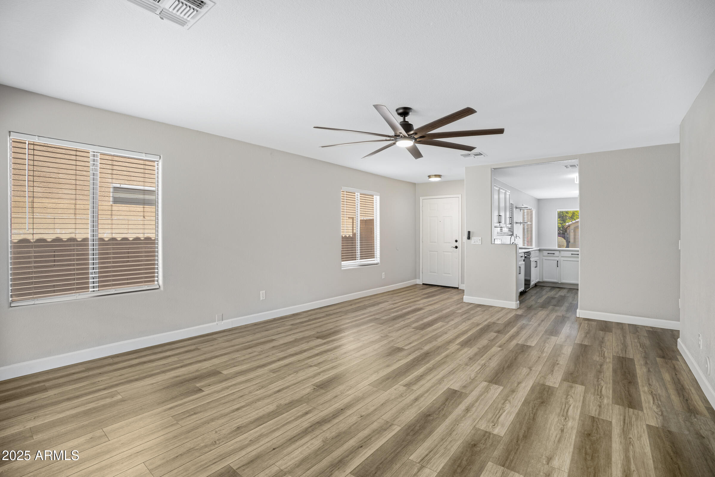 2625 East Beverly Road Phoenix, AZ 85042 - Photo 18 of 53 2625 E Beverly Rd-8