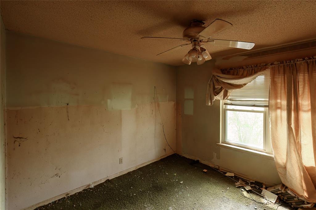 218 North Collins Street Colbert, OK 74733 - Photo 28 of 40