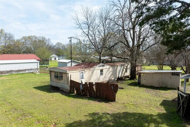 $175,000 | 218 North Collins Street, Colbert, OK 74733