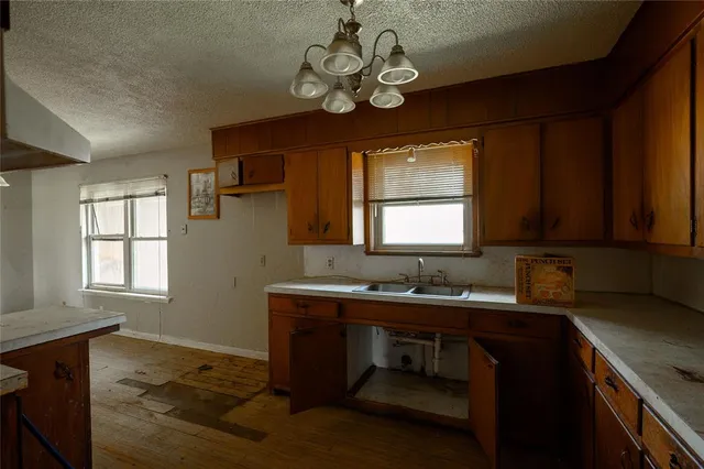 $175,000 | 218 North Collins Street, Colbert, OK 74733