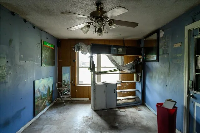 $175,000 | 218 North Collins Street, Colbert, OK 74733