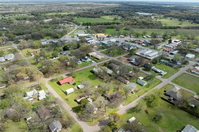 $175,000 | 218 North Collins Street, Colbert, OK 74733