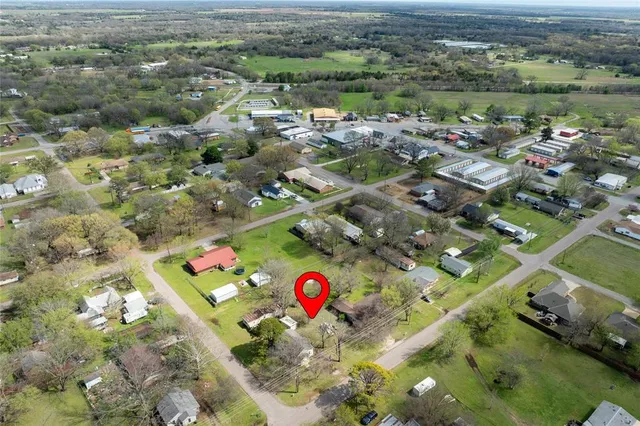 $175,000 | 218 North Collins Street, Colbert, OK 74733