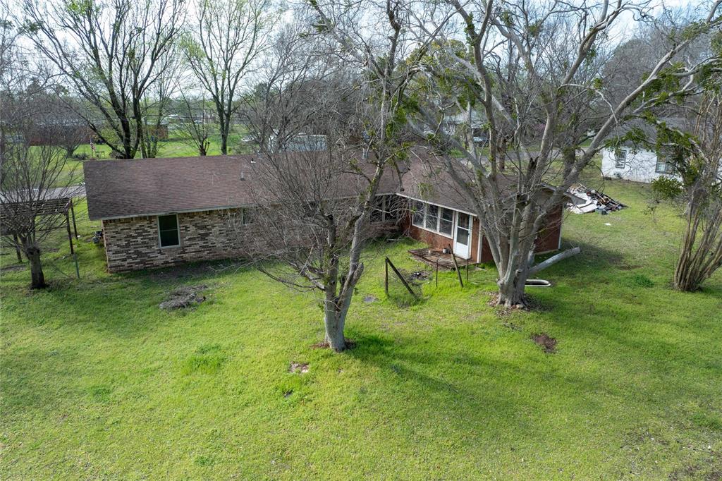 218 North Collins Street Colbert, OK 74733 - Photo 10 of 40