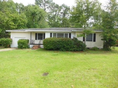 111 Colonial Avenue Dothan, AL 36301 - Photo 1 of 5