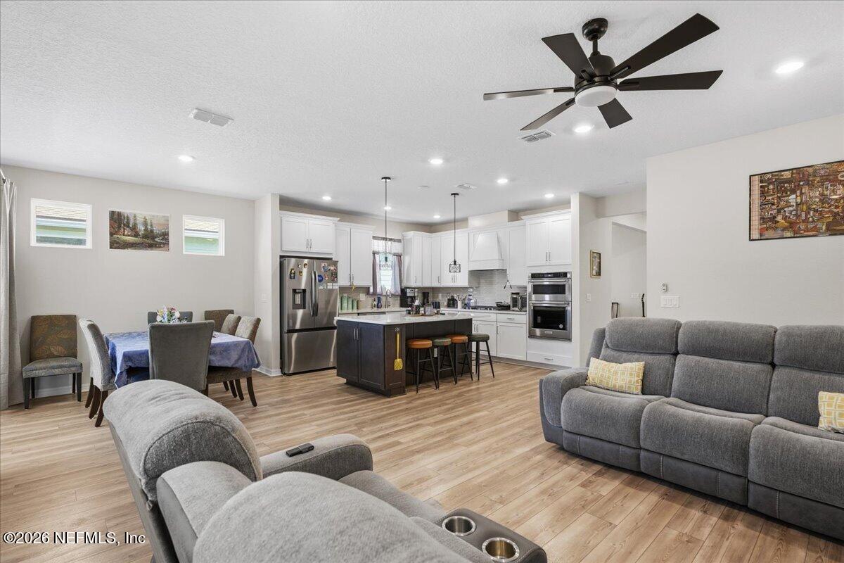 217 Ethereal Square Yulee, FL 32097 - Photo 19 of 69 Living Room (4)