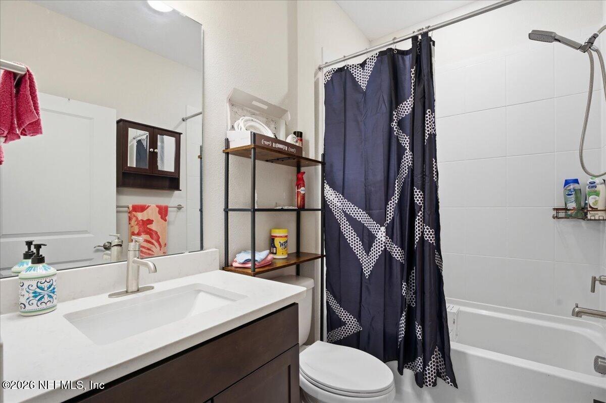 217 Ethereal Square Yulee, FL 32097 - Photo 26 of 69 2nd bath (1)