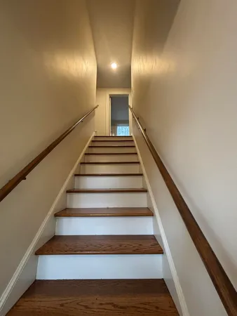 $1,700 | 210 Locust Avenue, Salem, VA 24153