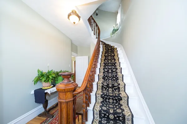 $1,199,900 | 52 Washington Street, Natick, MA 01760