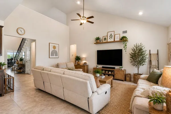 $547,900 | 305 Painted Crk Way, Kyle, TX 78640