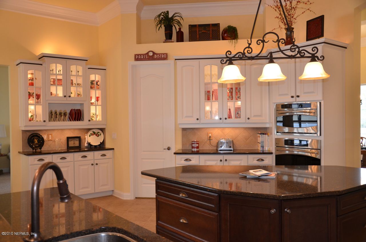 128 Puritan Road Ponte Vedra, FL 32081 - Photo 8 of 35 Gourmet Kitchen
