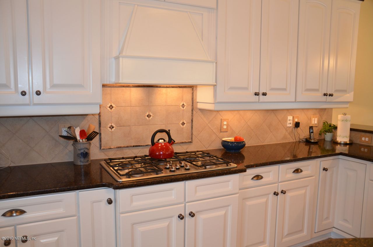 128 Puritan Road Ponte Vedra, FL 32081 - Photo 9 of 35 Five Burner Gas Cooktop