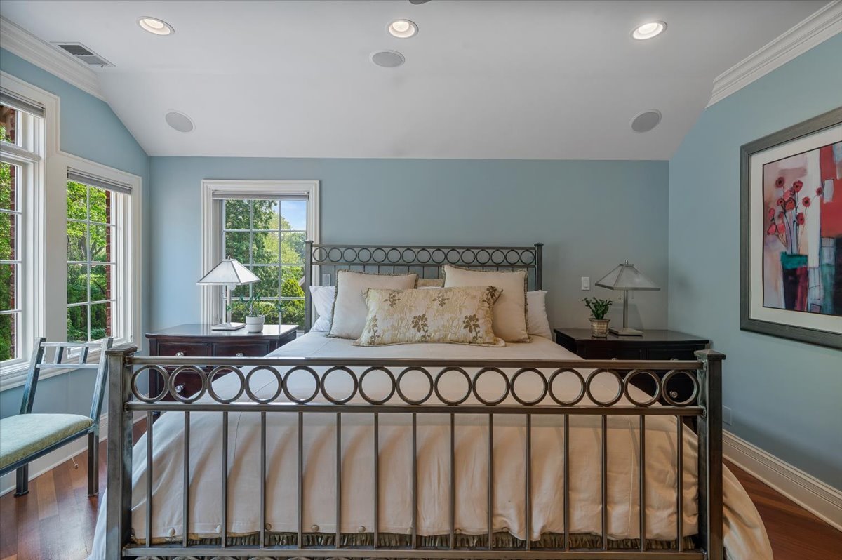 320 Vista Drive Wilmette, IL 60091 - Photo 29 of 63