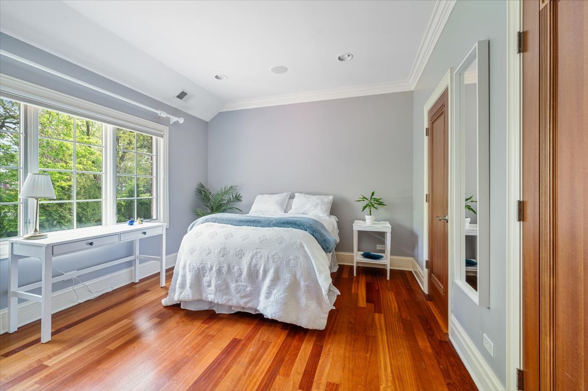 320 Vista Drive Wilmette, IL 60091 - Photo 32 of 63