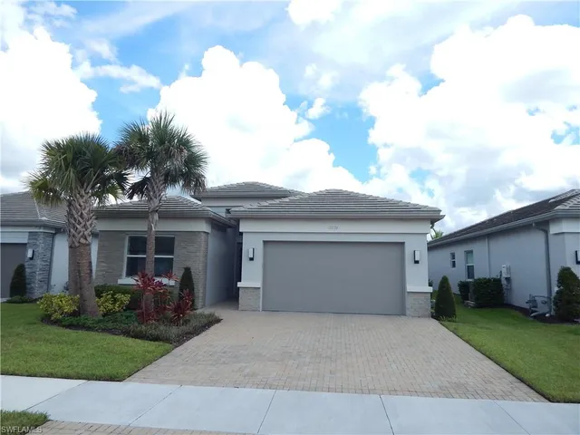 $3,600 | 11536 Jacaranda Drive, Naples, FL 34120