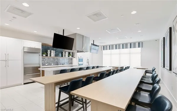 $3,600 | 11536 Jacaranda Drive, Naples, FL 34120