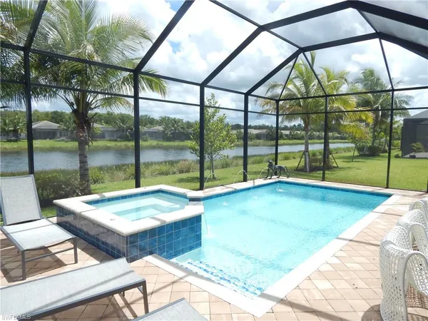 $3,600 | 11536 Jacaranda Drive, Naples, FL 34120