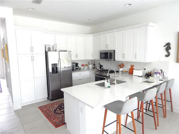 $3,600 | 11536 Jacaranda Drive, Naples, FL 34120