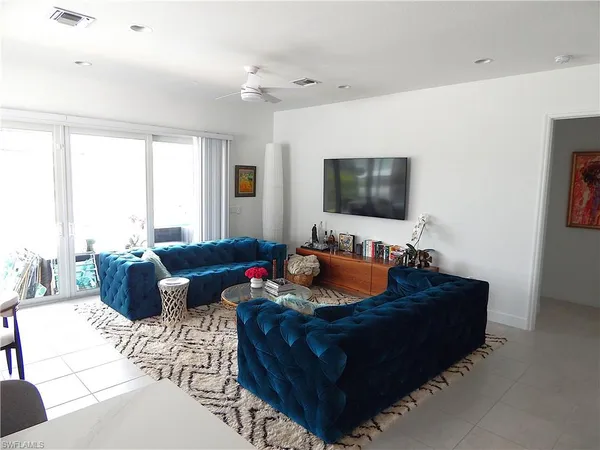 $3,600 | 11536 Jacaranda Drive, Naples, FL 34120