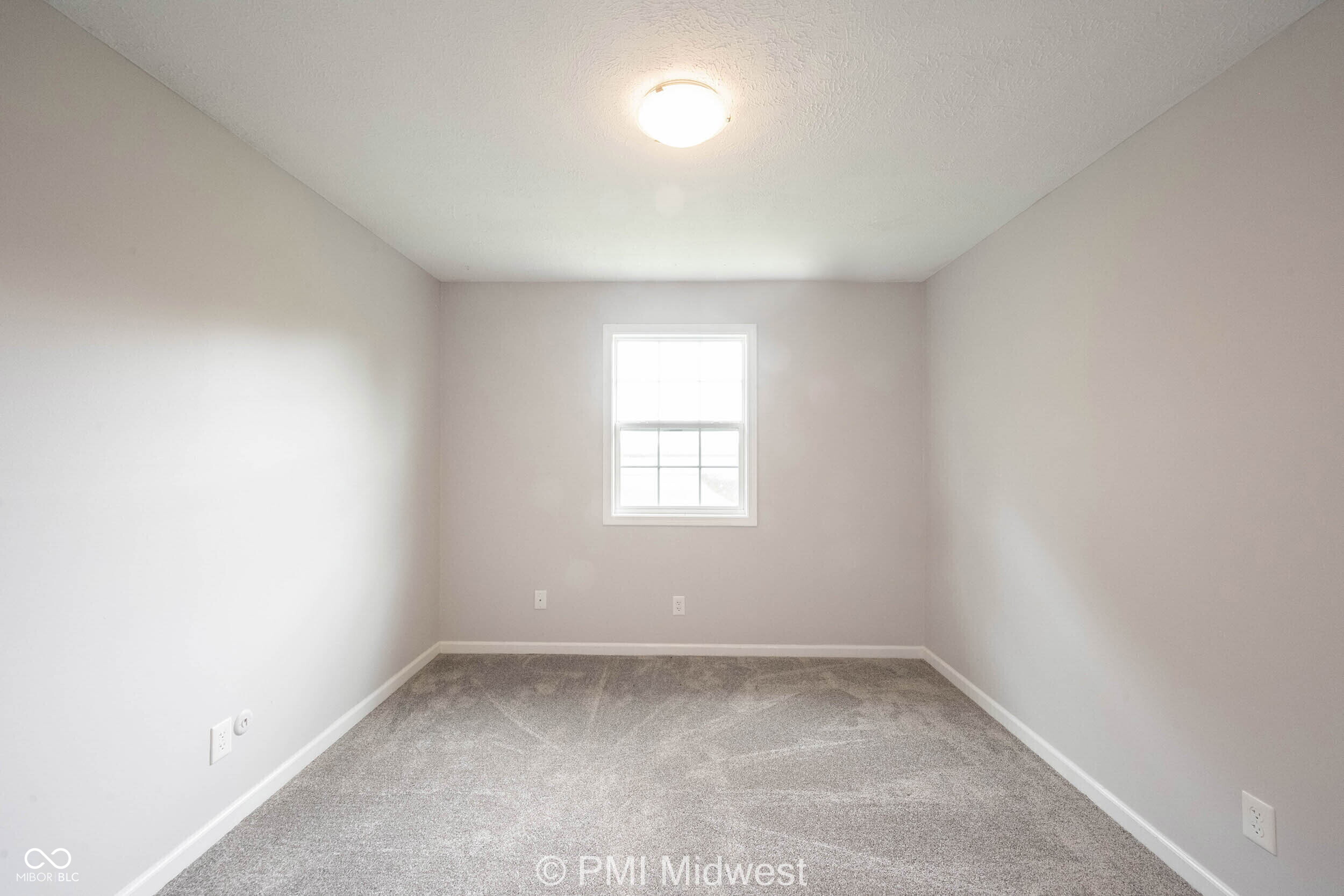 326 Progress Road, Unit B14 Shelbyville, IN 46176 - Photo 12 of 23