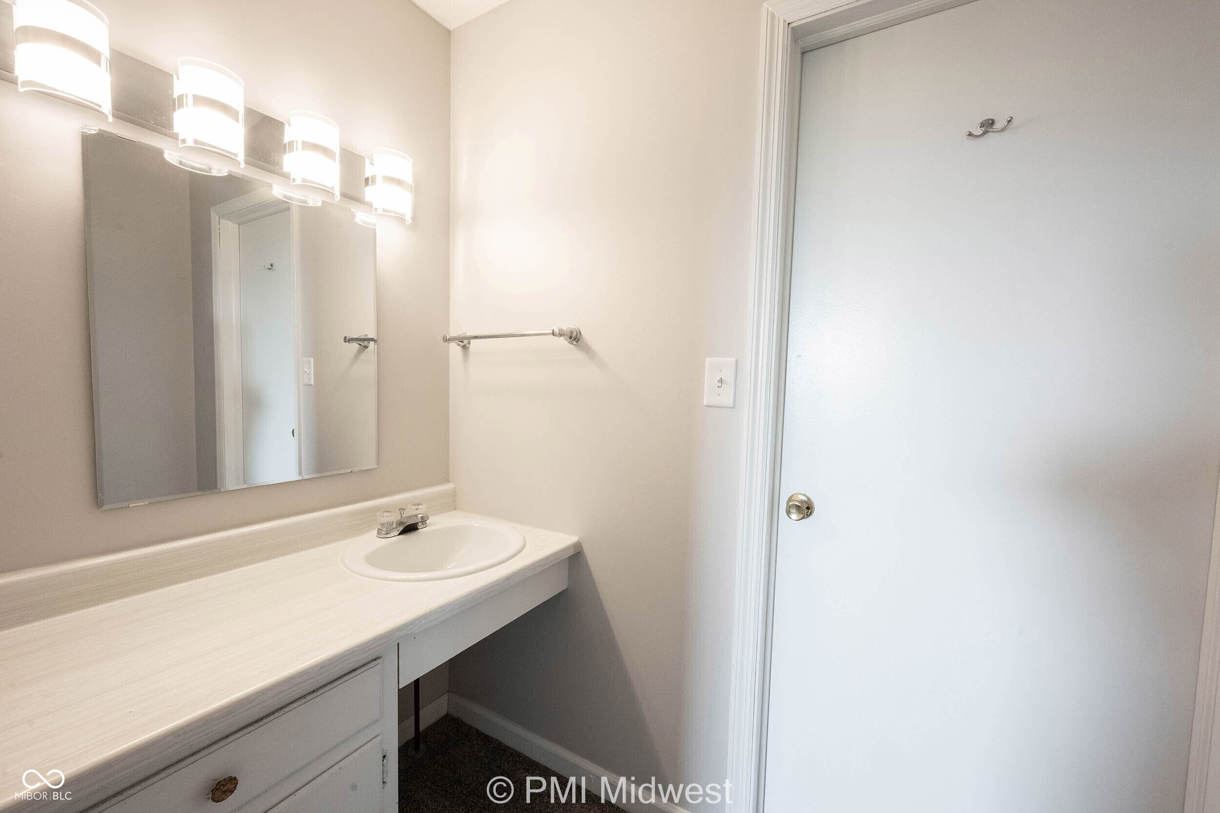 326 Progress Road, Unit B14 Shelbyville, IN 46176 - Photo 20 of 23