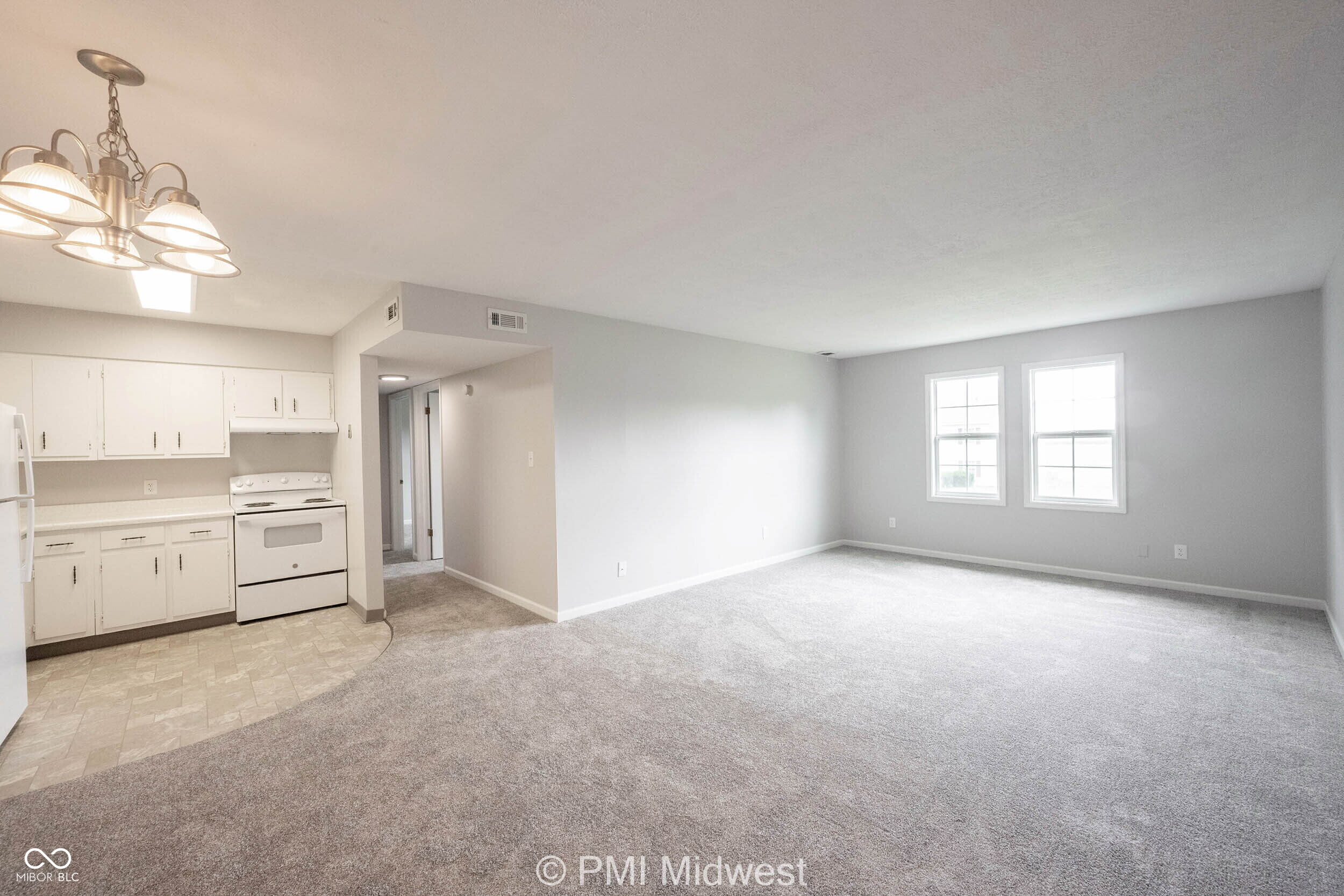 326 Progress Road, Unit B14 Shelbyville, IN 46176 - Photo 2 of 23