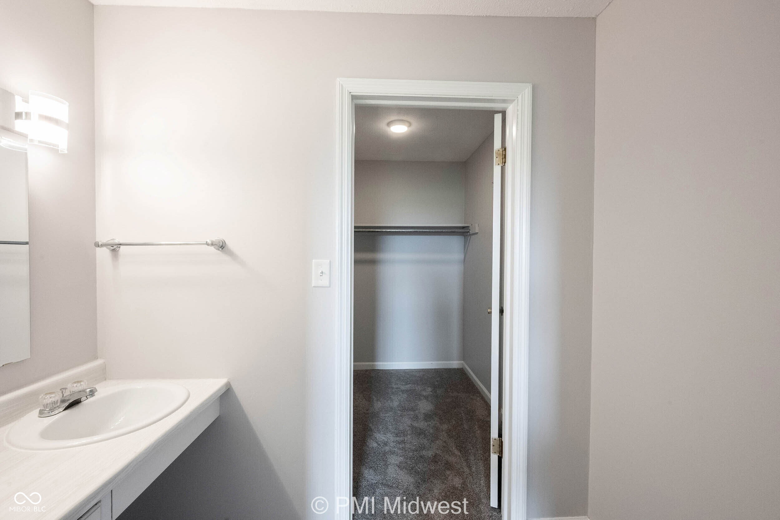 326 Progress Road, Unit B14 Shelbyville, IN 46176 - Photo 21 of 23
