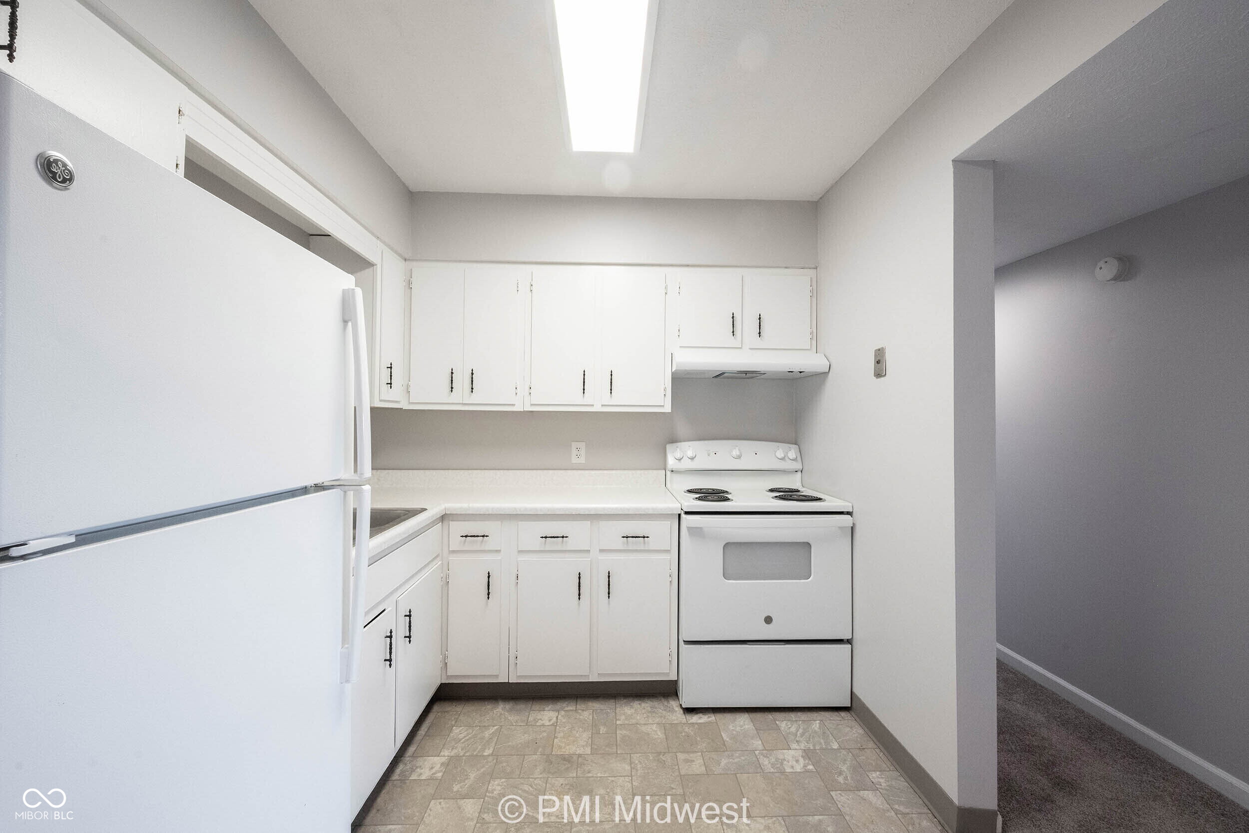 326 Progress Road, Unit B14 Shelbyville, IN 46176 - Photo 9 of 23