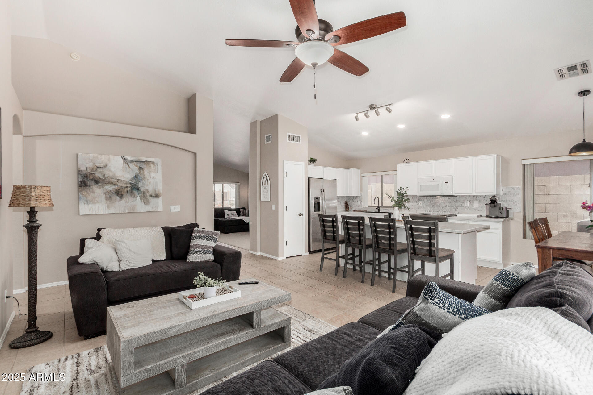 6539 West Briles Road Phoenix, AZ 85083 - Photo 15 of 64 16 - Briles