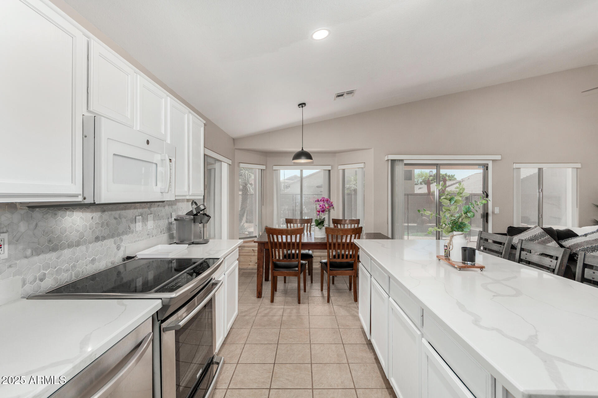 6539 West Briles Road Phoenix, AZ 85083 - Photo 18 of 64 14 - Briles
