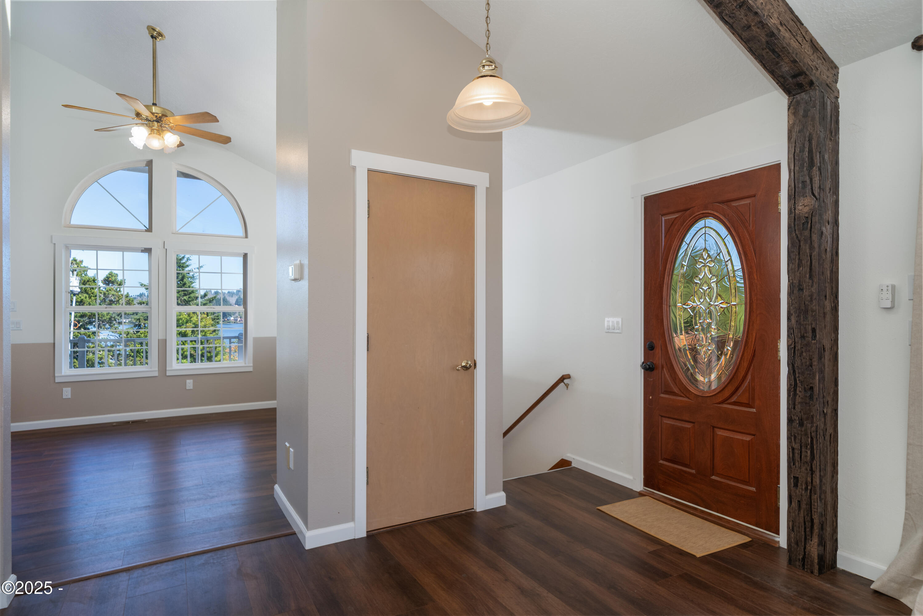 3318 Northeast 34th Loop Neotsu, OR 97364 - Photo 24 of 51 3318 NE 34TH (INTERIOR) (25)