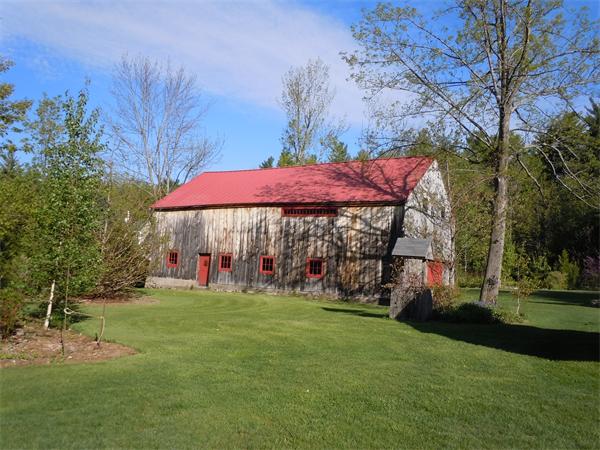 455 Sheldon Road Fitchburg, MA 01420 - Photo 3 of 24 Gallery Image 3