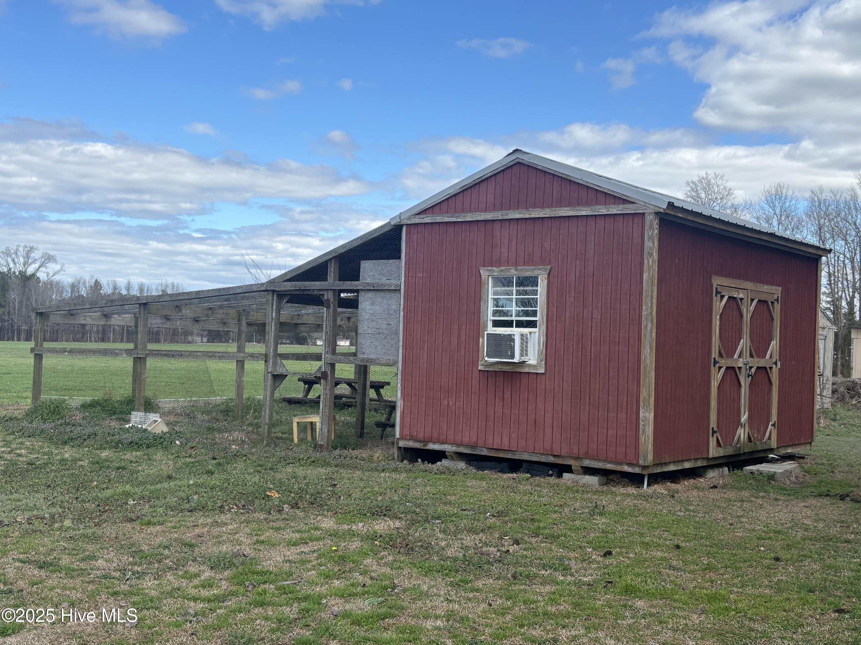 6815 Highway 32 Roper, NC 27970 - Photo 27 of 28 Shed(power/ac/heat)