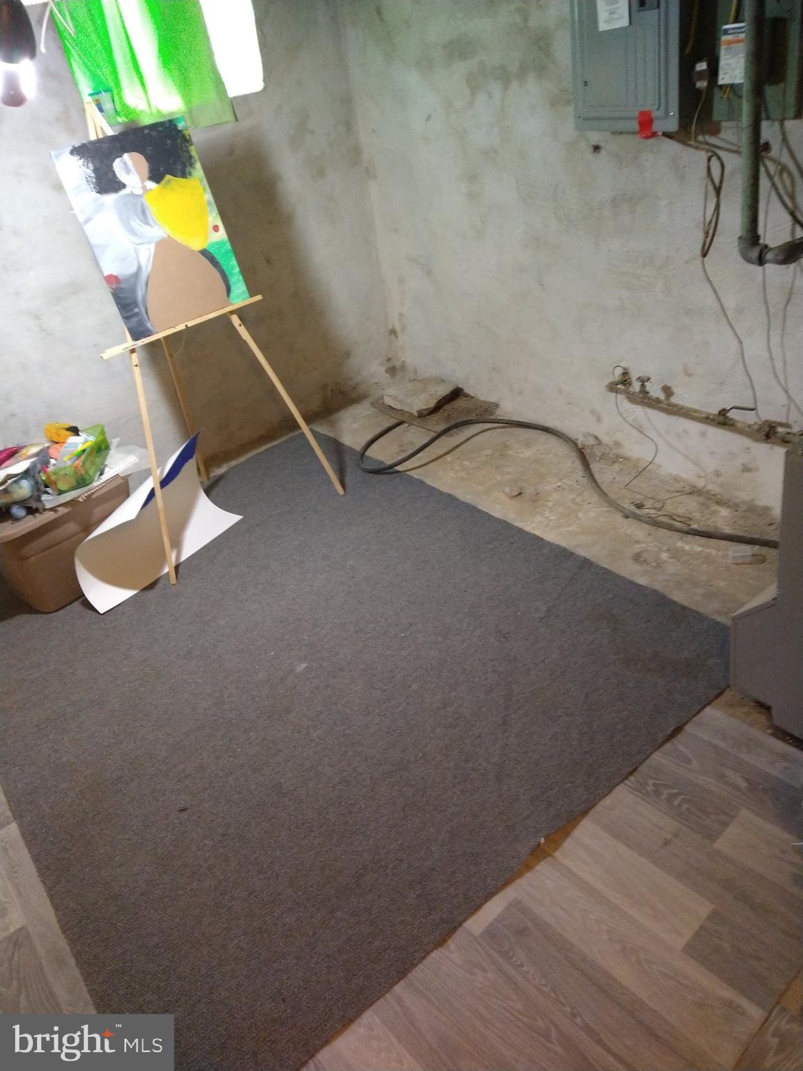 209 Parker Avenue Upper Darby, PA 19082 - Photo 4 of 22