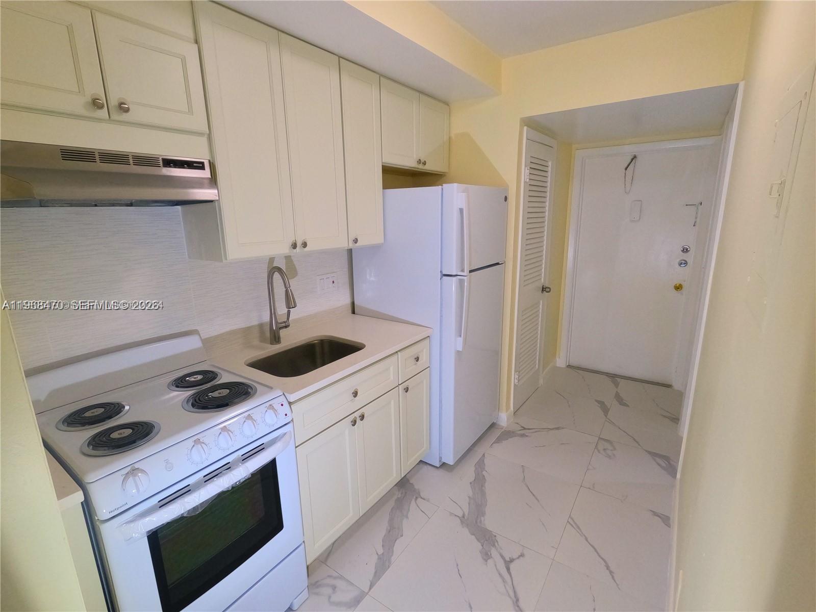 644 Northwest 13th Street, Unit 120 Boca Raton, FL 33486 - Photo 7 of 13 Photo 7