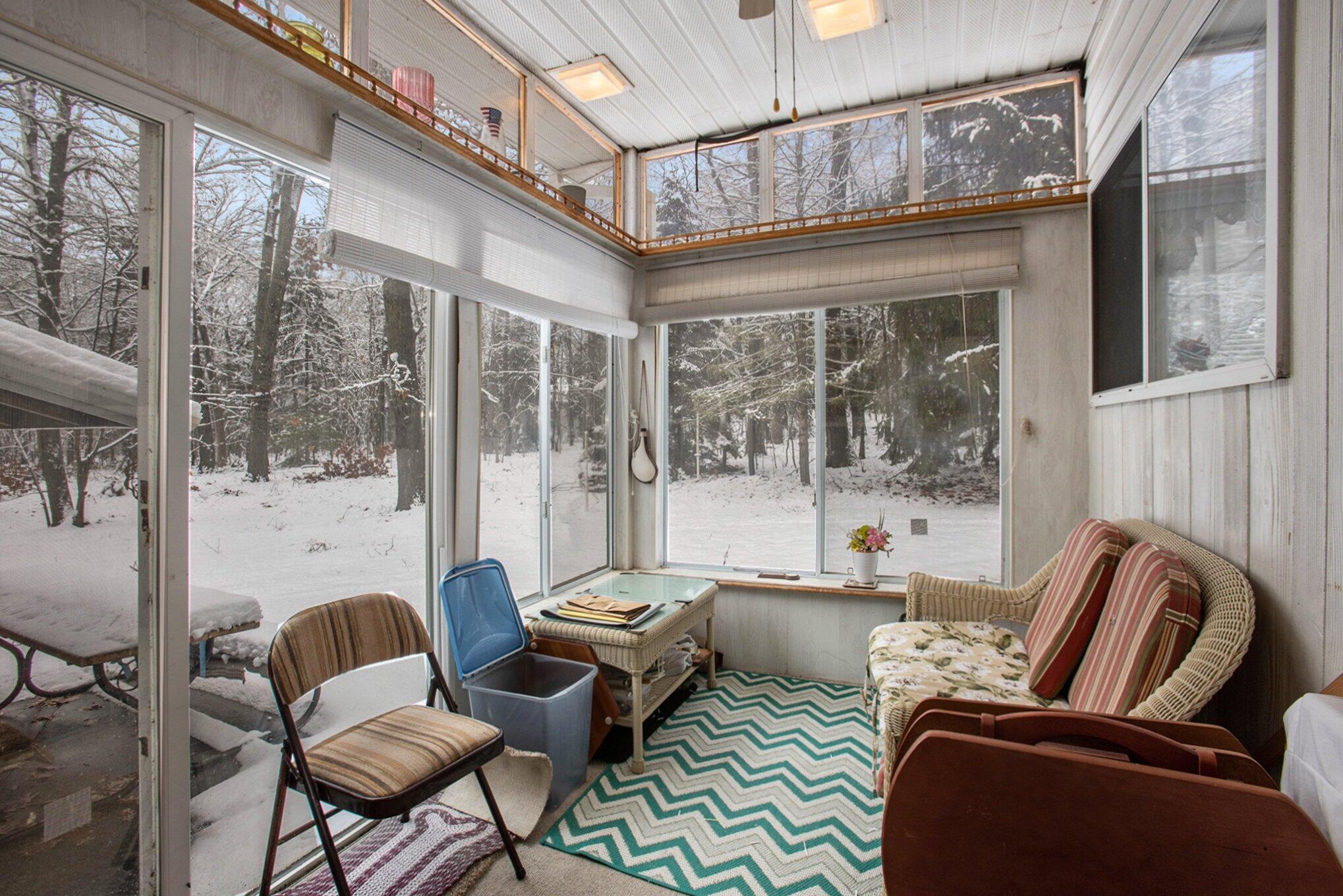 1075 Dykstra Road Muskegon, MI 49445 - Photo 12 of 24 19