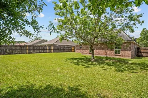 $219,000 | 35038 Napoleon Drive, Denham Springs, LA 70706
