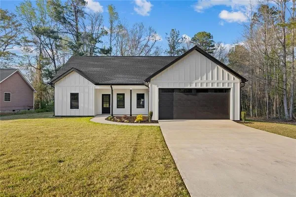 $290,000 | 149 Woodridge Circle, LaGrange, GA 30241
