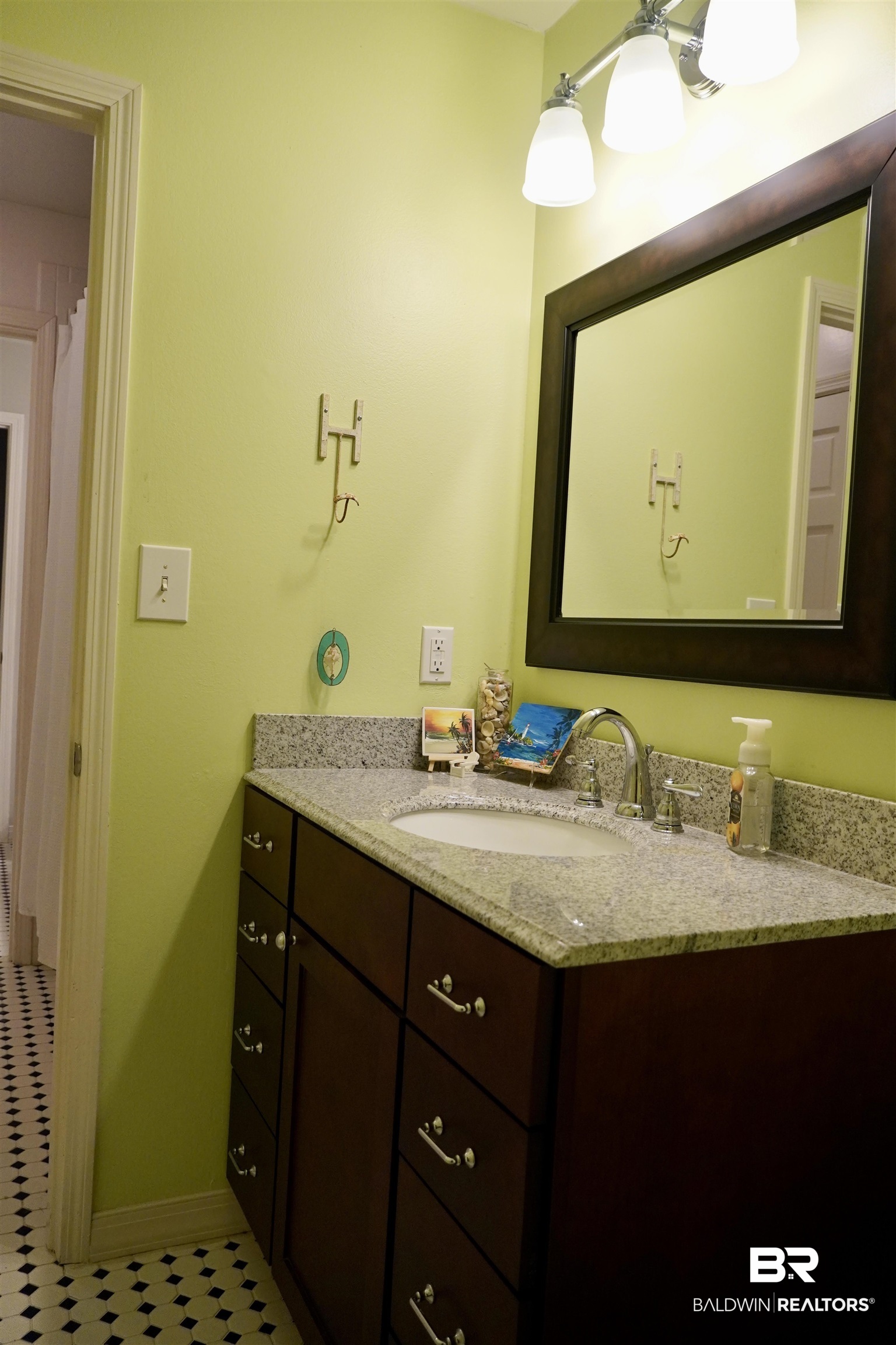 117 Belle Meade Brewton, AL 36426 - Photo 23 of 62 Bathroom with vanity
