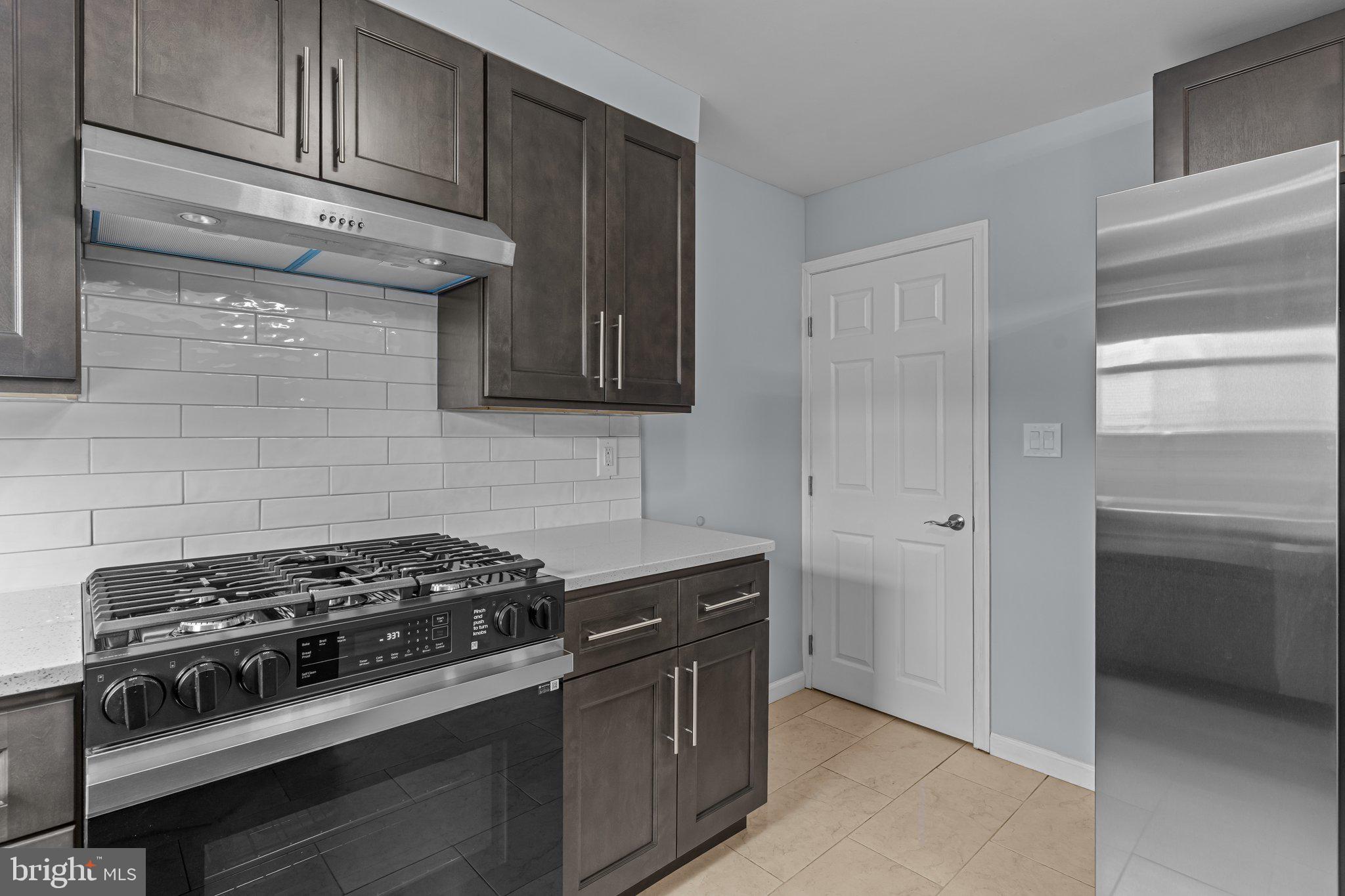3647 Friar Road Philadelphia, PA 19154 - Photo 11 of 29 Gallery Image 11