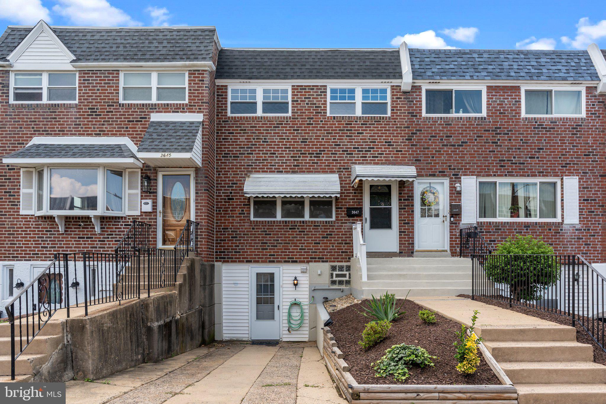 3647 Friar Road Philadelphia, PA 19154 - Photo 2 of 29 Gallery Image 2