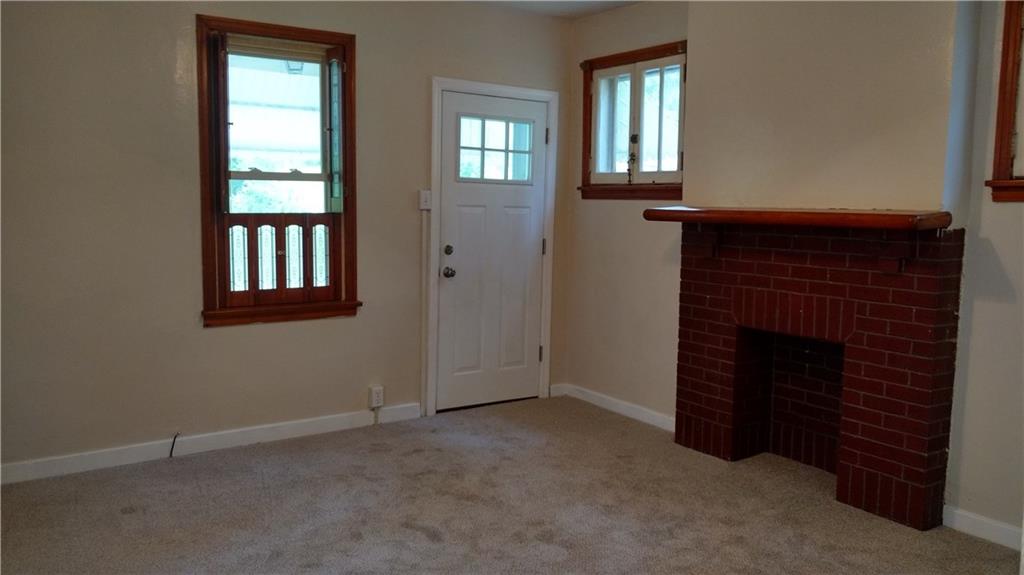 236 Elmore Road Pittsburgh, PA 15221 - Photo 10 of 20