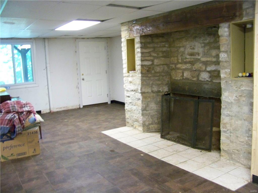 18692 Highway 111 Chesterfield, IL 62630 - Photo 19 of 22 Gallery Image 19