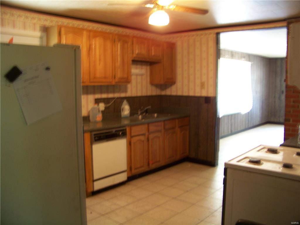 18692 Highway 111 Chesterfield, IL 62630 - Photo 9 of 22 Gallery Image 9