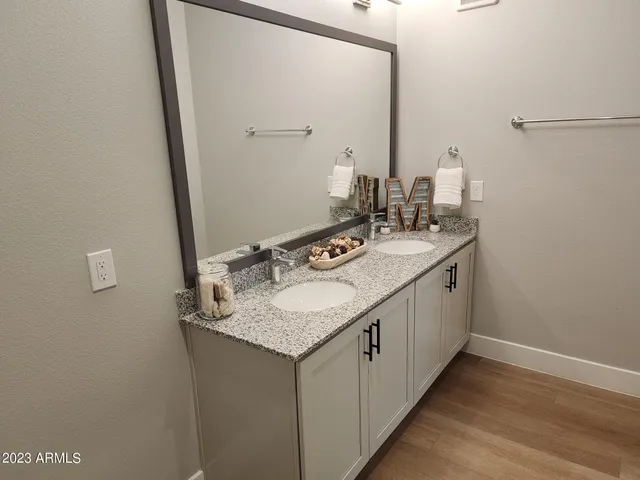 $1,799 | 7460 North Zanjero Boulevard, Unit B2, Glendale, AZ 85305