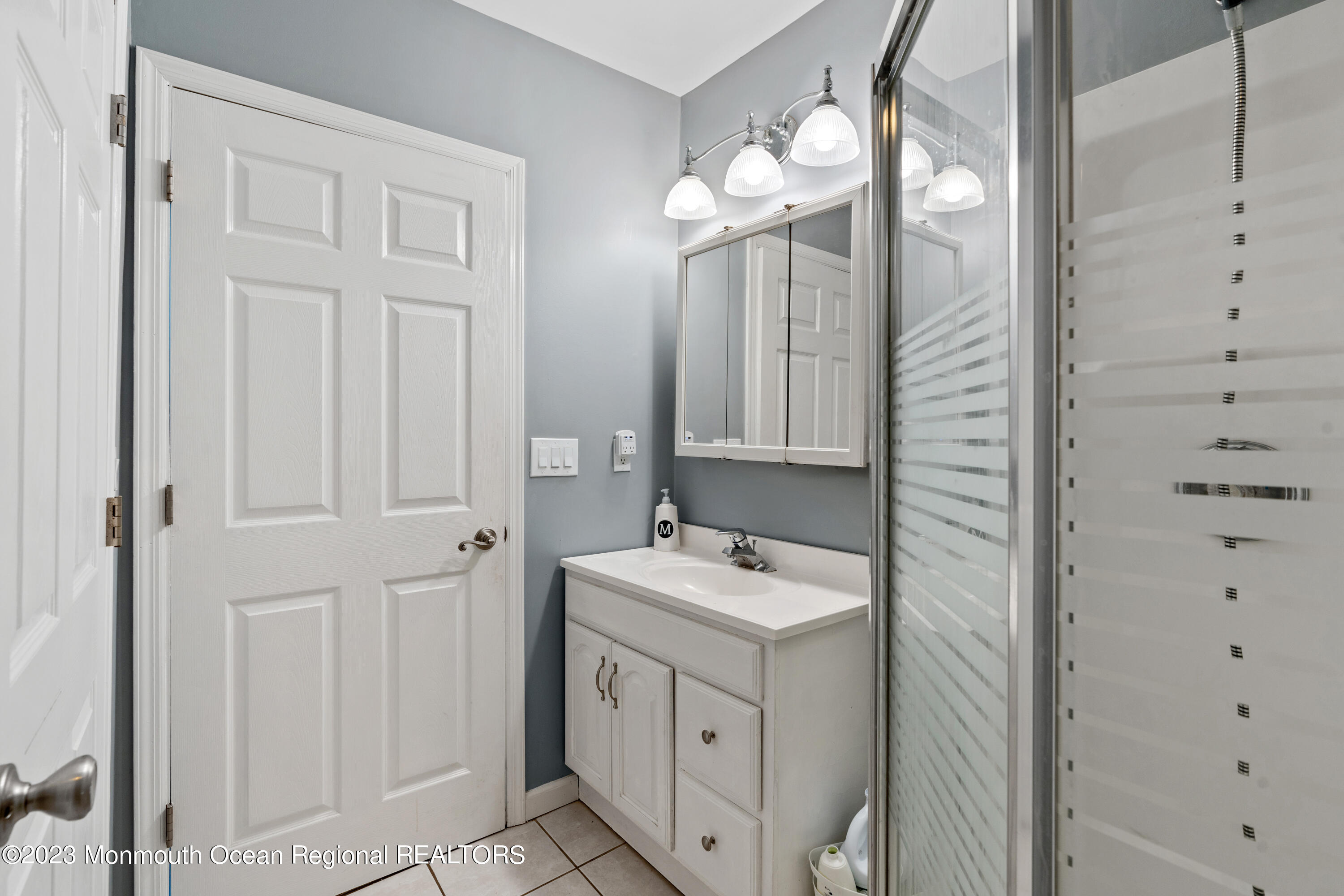 22 Kings Way Freehold, NJ 07728 - Photo 20 of 40 DSC02036 (3)