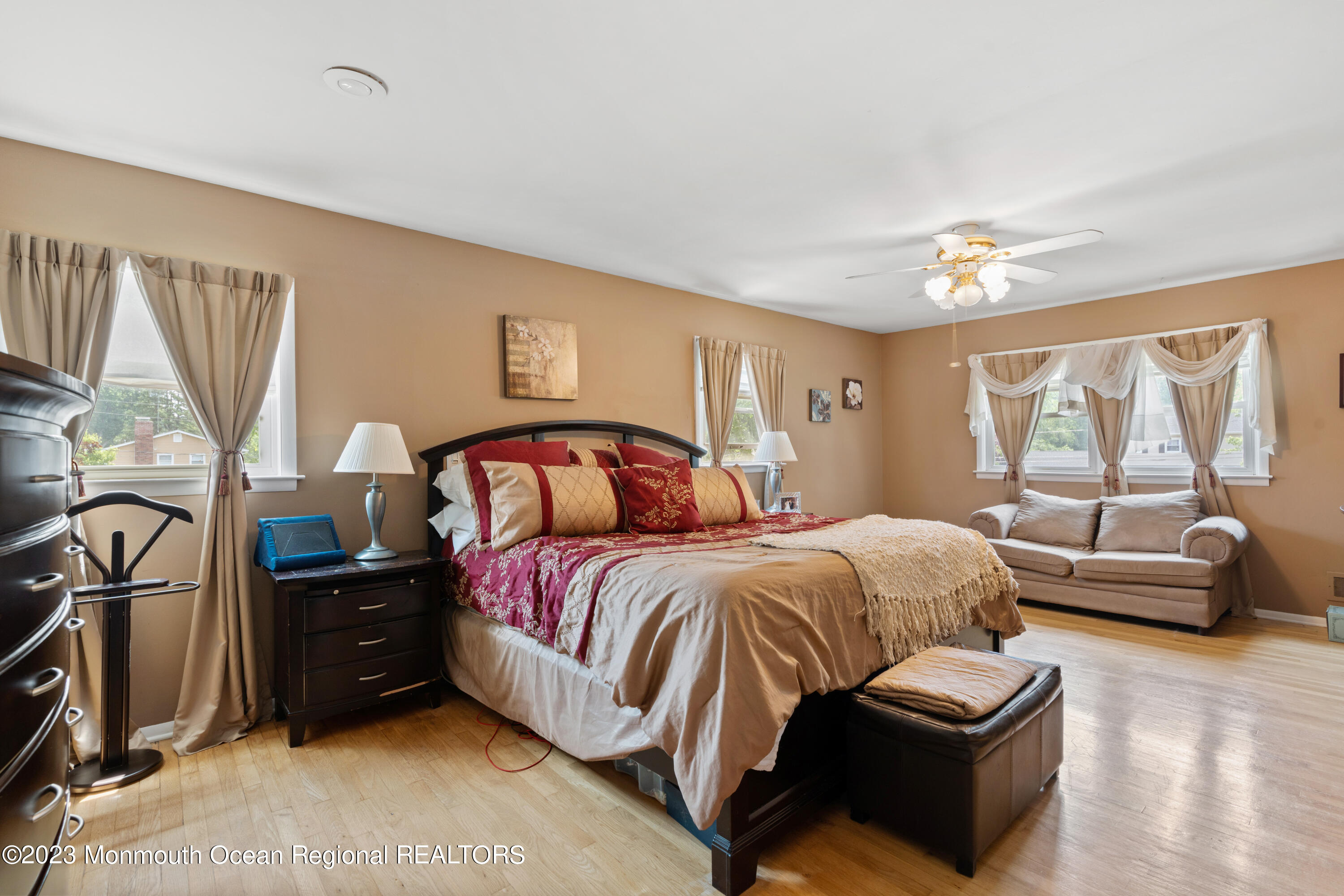 22 Kings Way Freehold, NJ 07728 - Photo 27 of 40 DSC02066